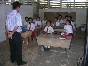 Indonesia Earthquake: Emergency School for Kids