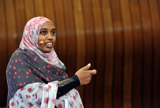 The author speaks about peace and gender equality in Geneva.
