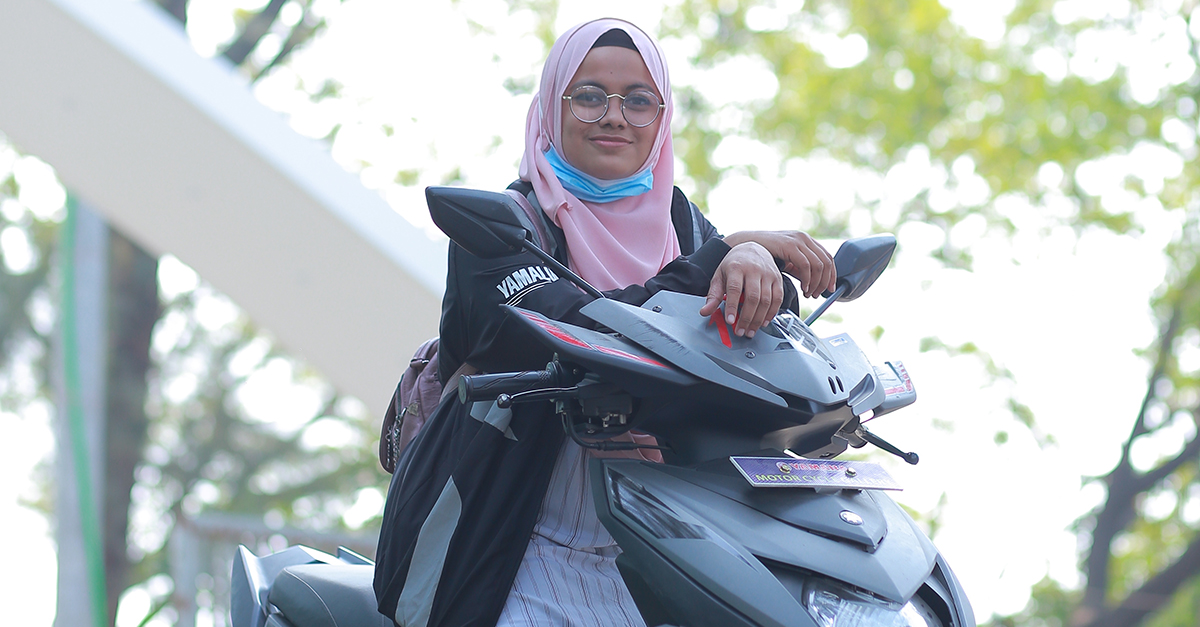 Takia started a coalition of women who ride scooters in Bangladesh with help from Wedu Limited.