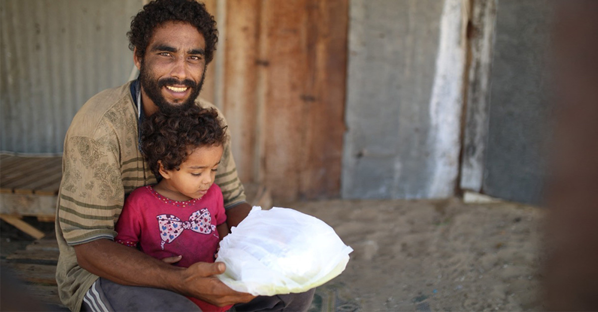 How to help in Gaza. Food delivery in Gaza by Rebuilding Alliance