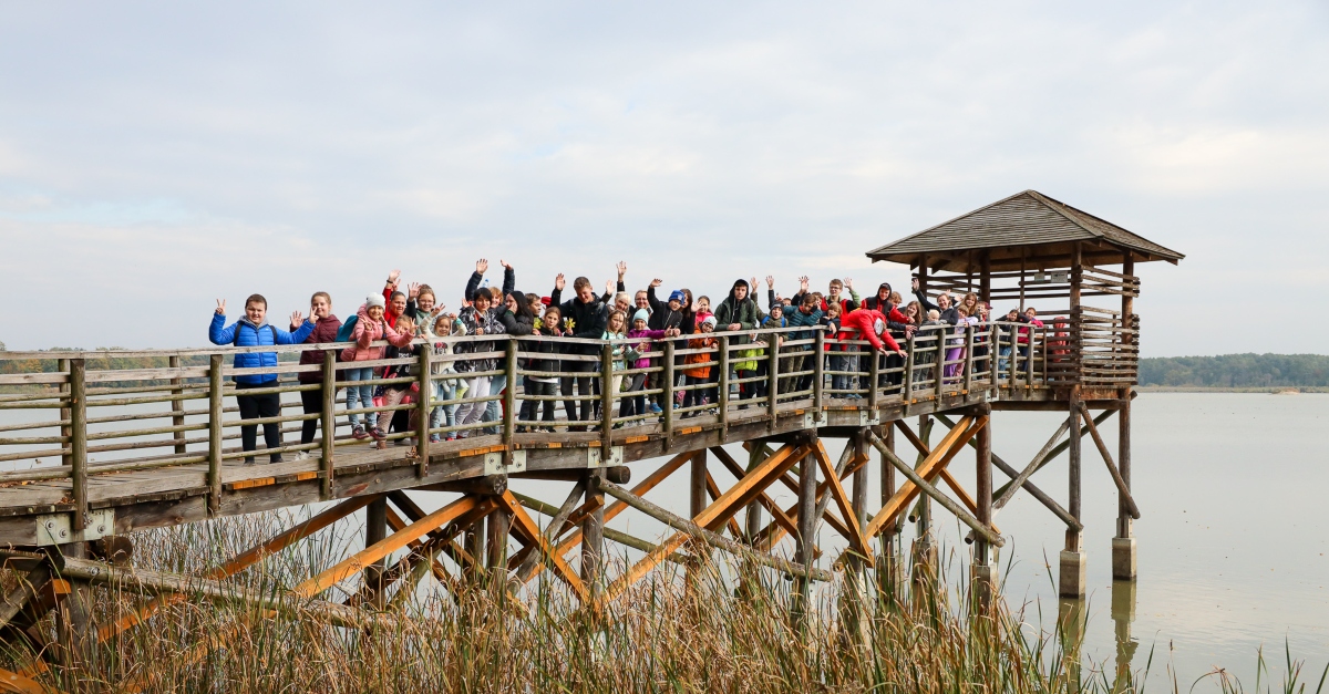 A group of refugees on a dock