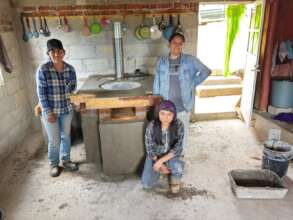 Instructors in fuel-efficient stoves workshop