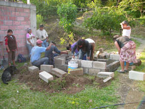 Building fuel-efficient stove