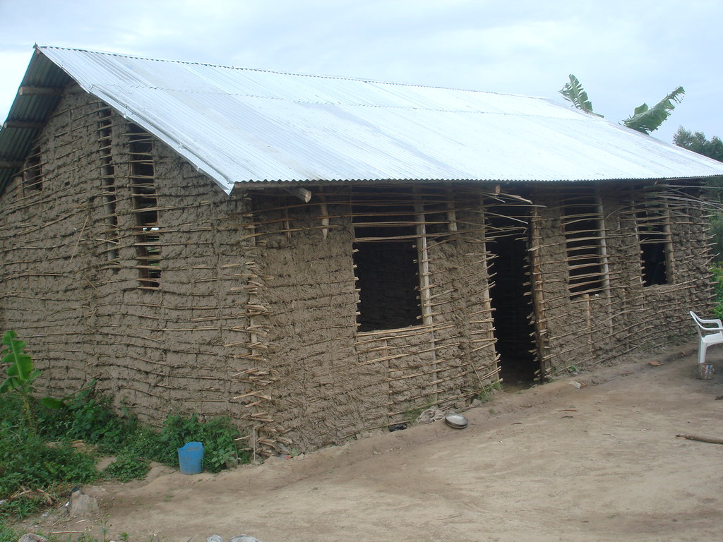 FUND HEALTH INSURANCE TO 1000+NTUNGAMO UGANDA POOR