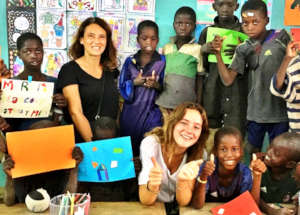 Katia and Mila with children in the classroom