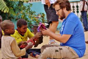 Peace Corp volunteer Tim supports intense artists