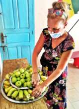 Uli introduced regular fruit to the boys' diets