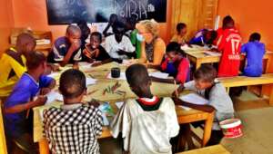 Leading a well-received art class