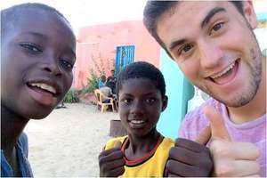Thumbs up, with talibe children in MDG centre