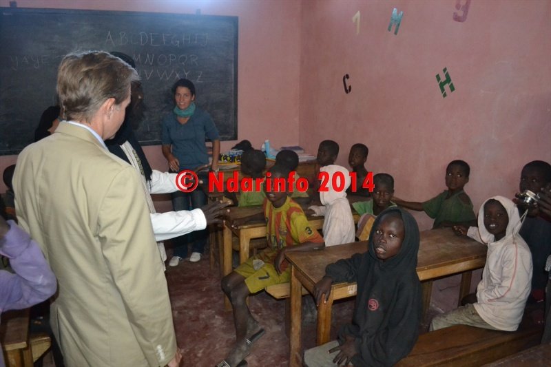 Ambassador Lukens visiting an MDG classroom