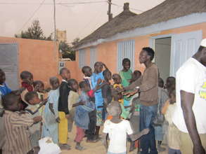 Talibes gathering for food distribution