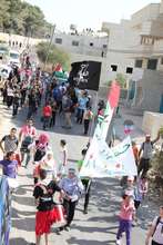 Freedom Bus creative march in Al-Walajah