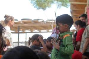 Children in Khan al Ahmar preparing