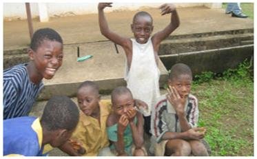 Build a radio station for peace in Sierra Leone