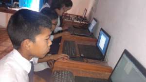 Kids in the Computer lab room