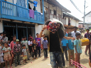 Rafael dancing with Mask