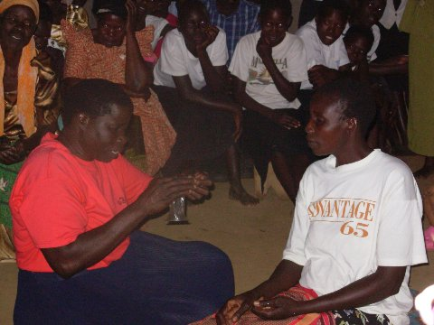 Demonstrating a female condom