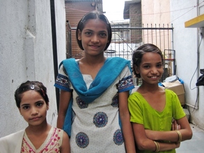 Ranjana with her younger sisters