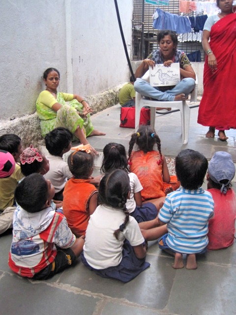 Education for 100 street children in India
