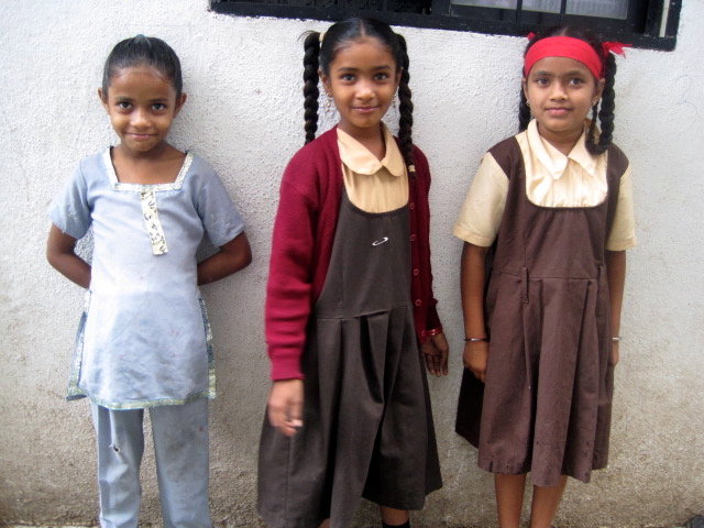 Education for 100 street children in India
