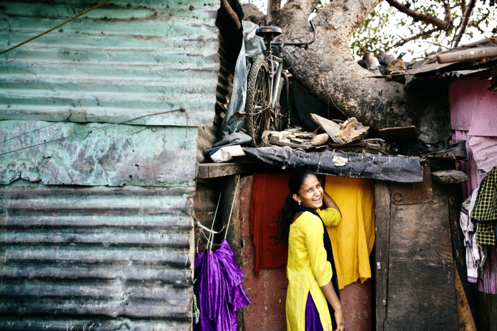 Education for 100 street children in India