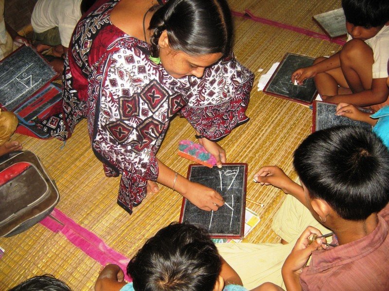 Educate 425 impoverished camp kids in Bangladesh