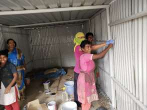 Training in painting to rehabilitate the children