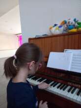 Piano lesson 2