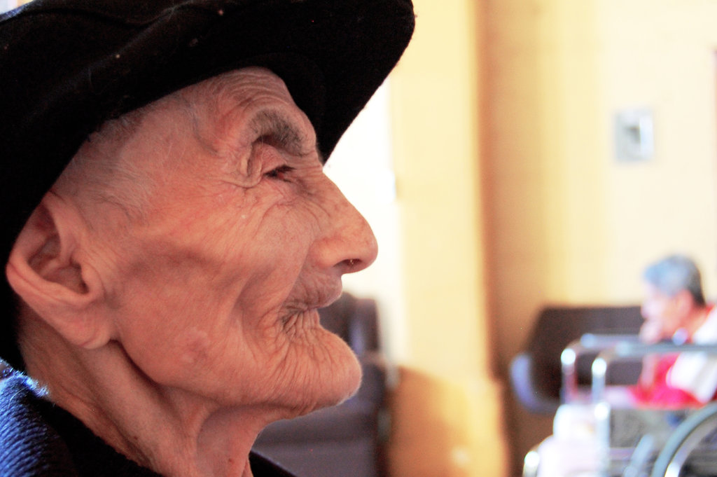 Improve Mexican Communities by feeding 500 people