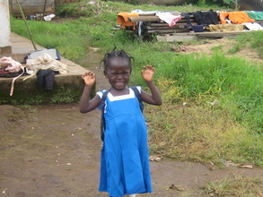 Pery is set for her first day with a new uniform