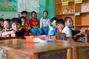 Let's fill the empty bookshelves for these kids