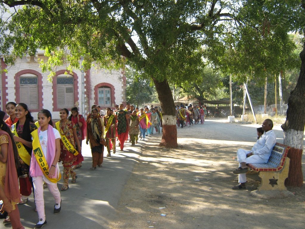 Promote education of 100 disadvantaged children