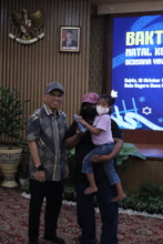 With Secretary-General of the Ministry of Finance