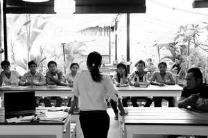 Pisey conducting a domestic violence workshop