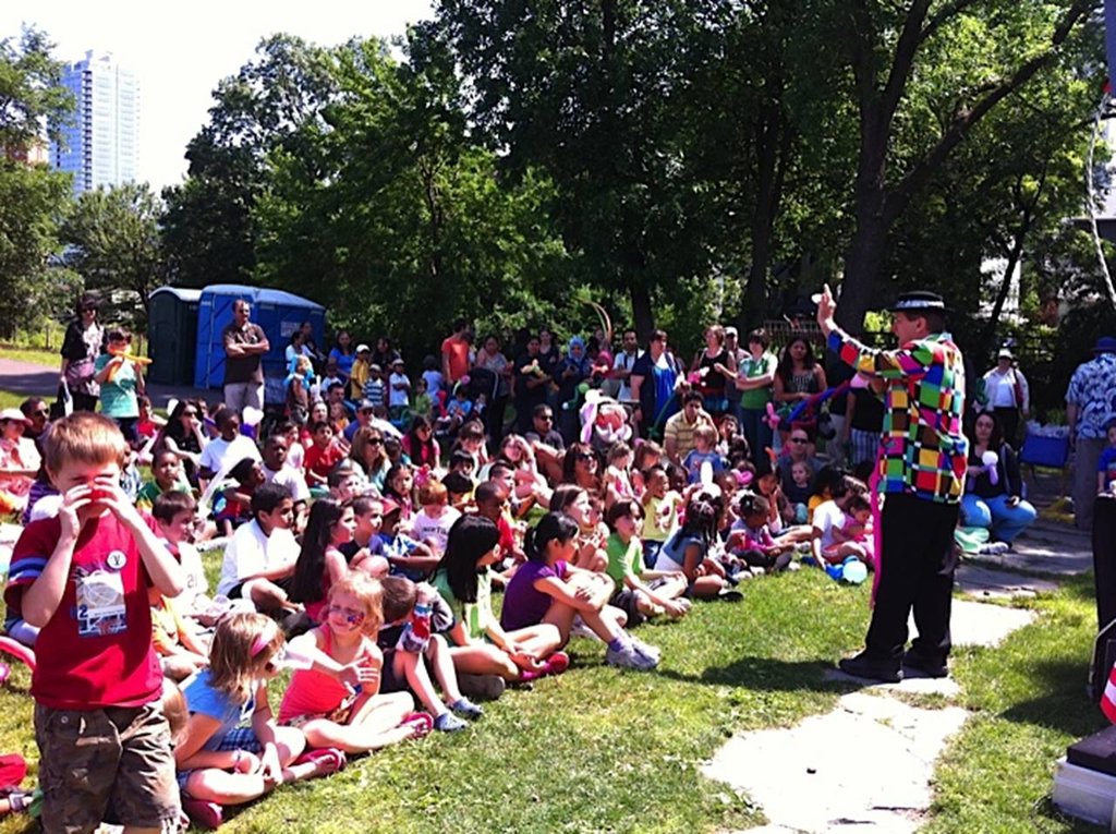 Summer Arts at Mill River Playground
