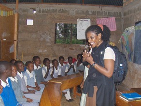 Verwray Scott shares with students