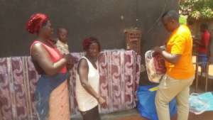 Annet recieved bedigns from her sponsor