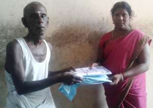 Jayaraman inmate receives cloths