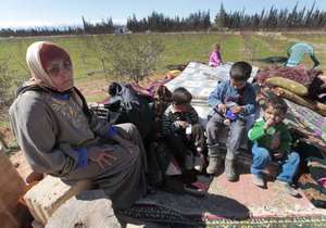 Syrian family arrives in Lebanon AP Photo/H.Malla