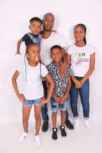 Keith and his family