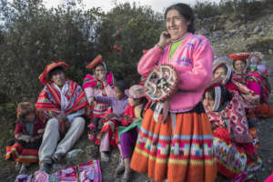 Jesusa leads a tour on medicinal plants.