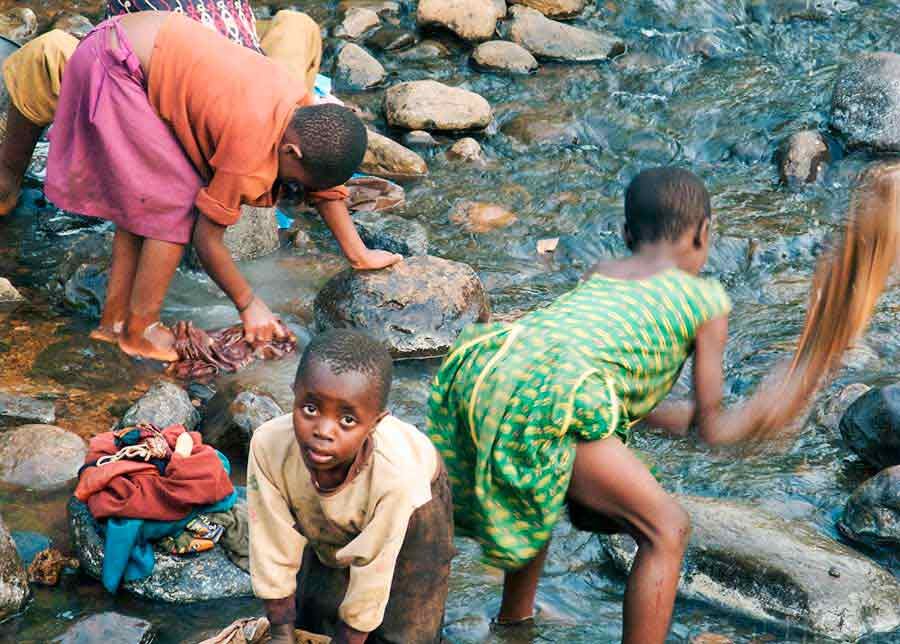 Send 85 Children to School for 1 Year in Cameroon