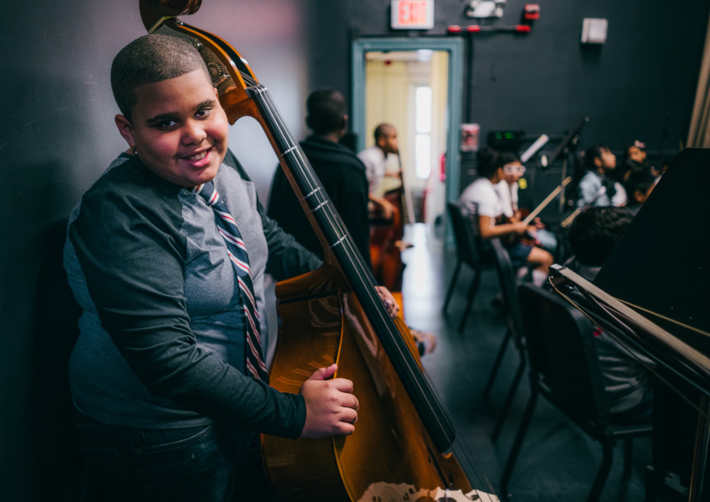 A bassist is all smiles! Credit: Daniel Pagan