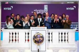 ETM Students and Staff Ringing the NYSE Bell