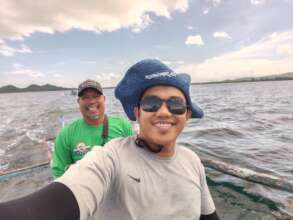 Local Fishers lead Lian  MPA Bouy Installation