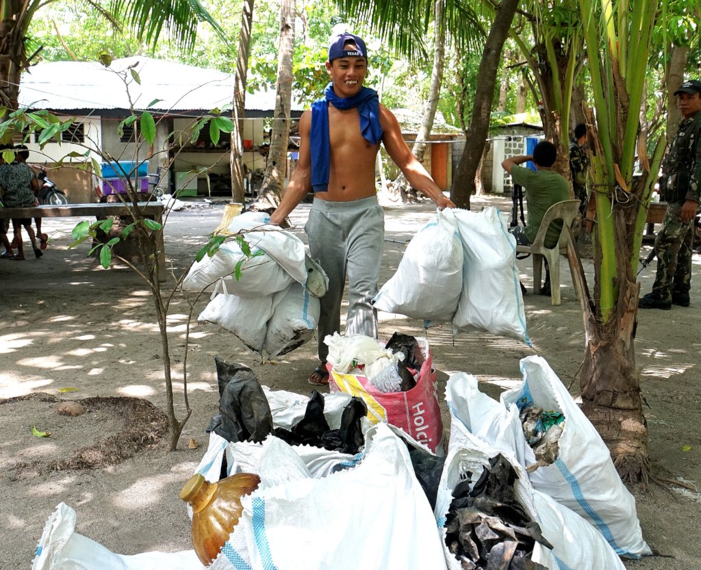 Film plastics compose  64 % of the waste gathered