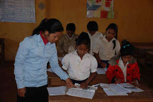 Nheun with her pupils