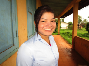 Thaeg smiles at her new job!