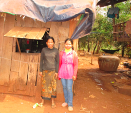 Sinuon with her mother