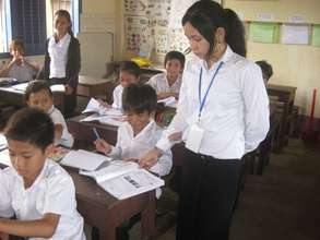 Pearny trains in a primary school classroom